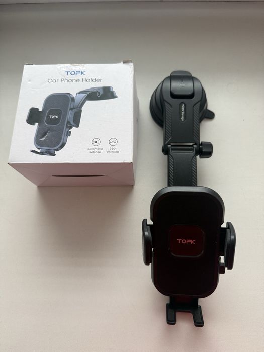 Тримач для смартфону у авто