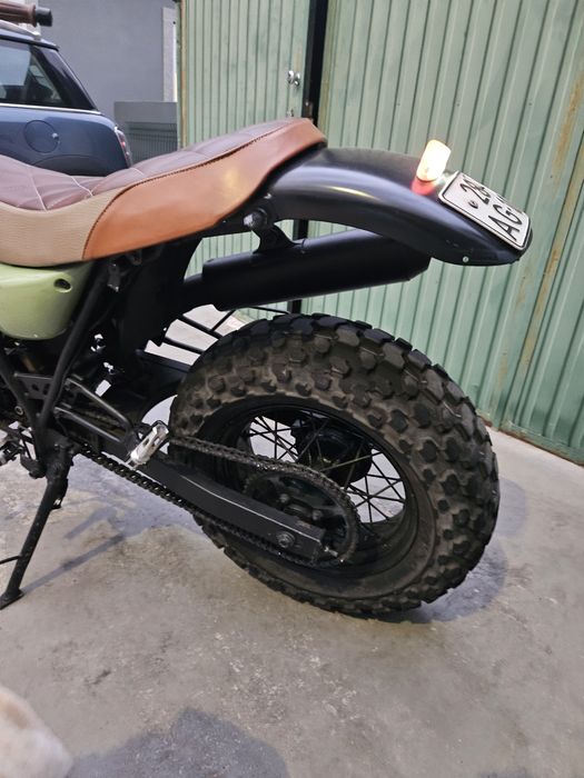 Suzuki VanVan 125cc (cafe racer)