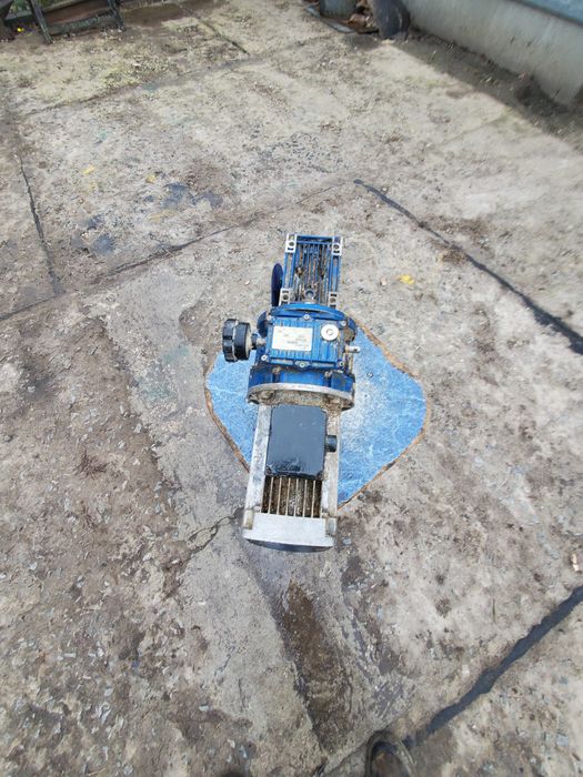 Мотор редуктор редуктор червячный Червячные редукторы Motovario