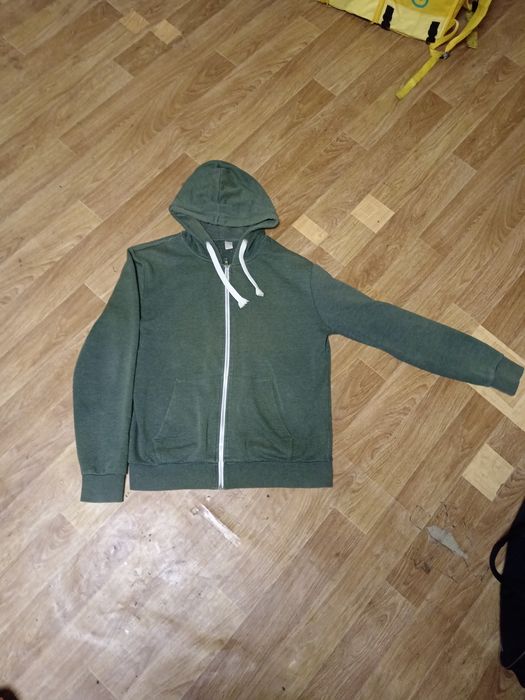 Толстовка H&M Divided L/XL