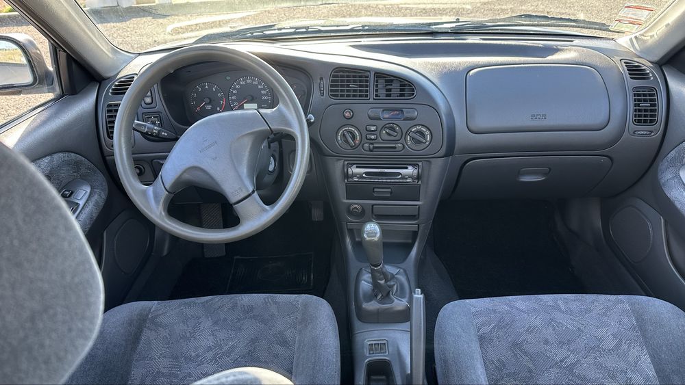 Mitsubishi lancer 1.3 glx