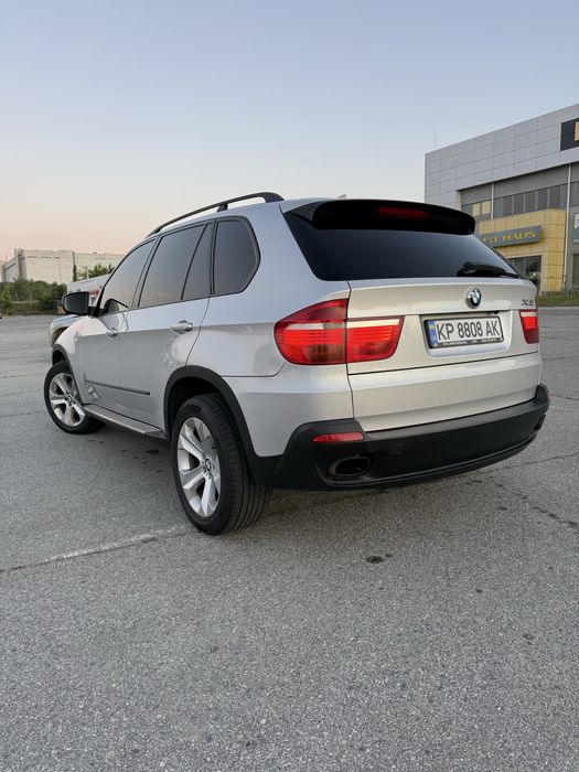 bmw x5 e70 2007 3.0 бензин
