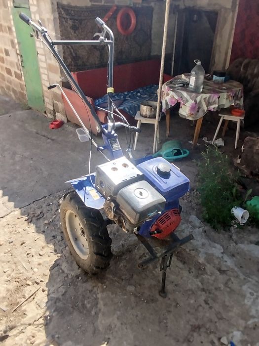 Продам мотоблок на 18к.с.