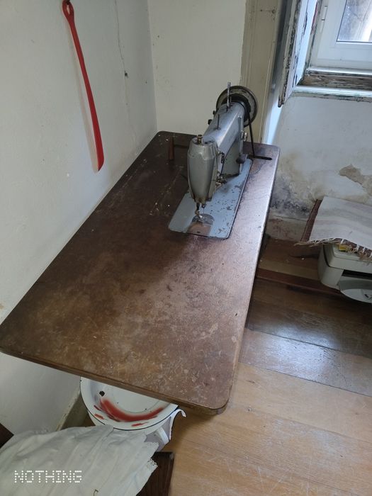 Máquina de costura Singer