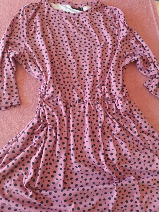 Sukienka w groszki 44