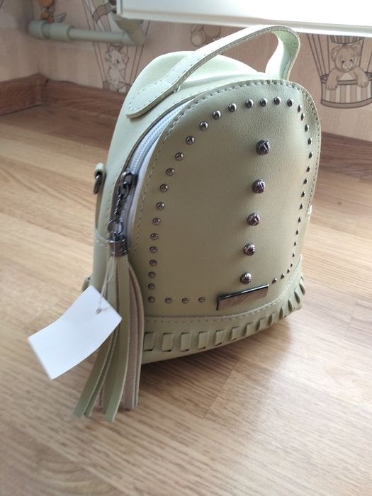 Рюкзаки маленькі для дівчинки