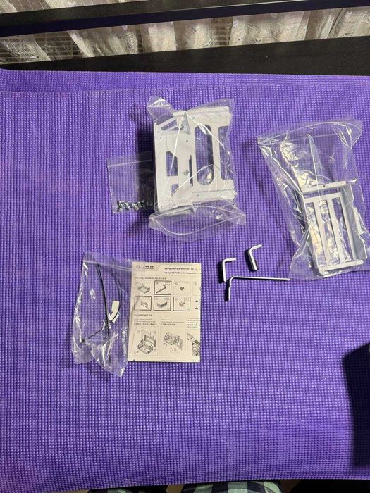 Lian-Li O11D EVO Upright GPU Bracket for 40 series GPU white