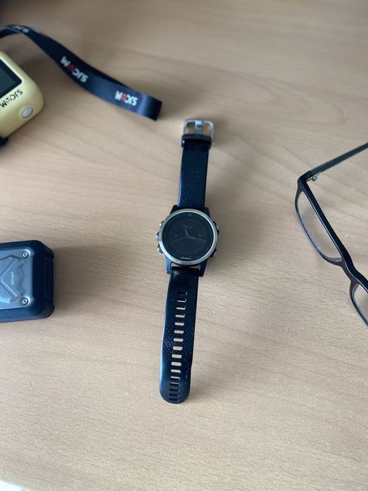 Relógio Garmin Fenix 5S vidro safira