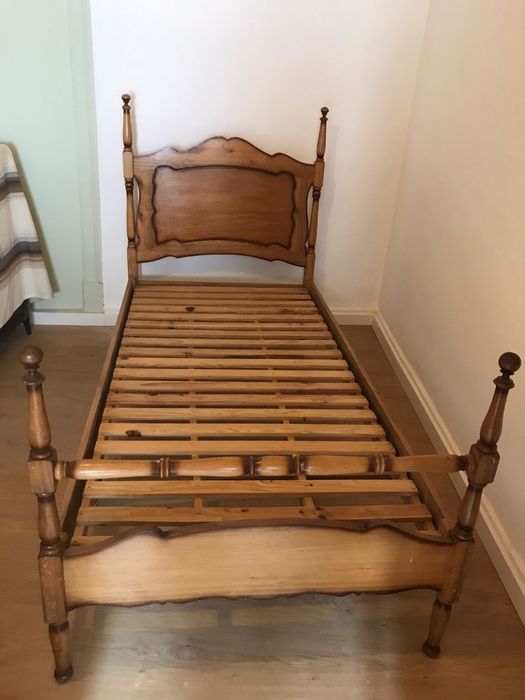 Mobilia antiga - quarto completo