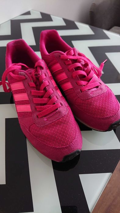 Neonowe różowe adidasy Adidasa rozm. 36