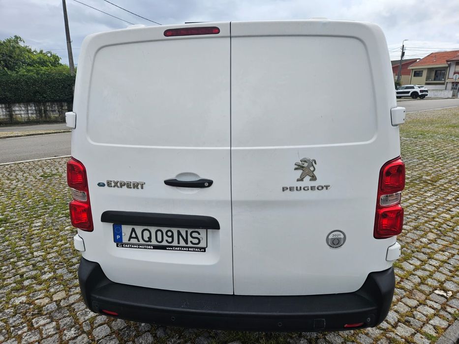 Peugeot e-Expert 75kWh Long 6 Lugares