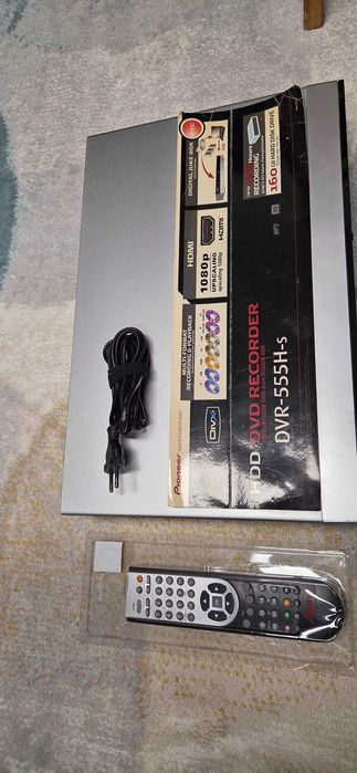 Odtwarzacz DVD Pioneer model DVR-555H-s używany, pilot nowy