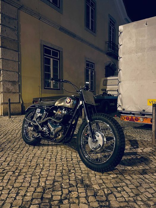 BSA 1958 A10 Super Rocket 650 Moto Clássica