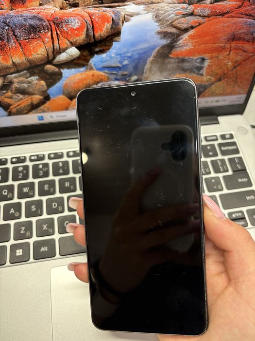 Смартфон  SAMSUNG S21 FE 6/128gb