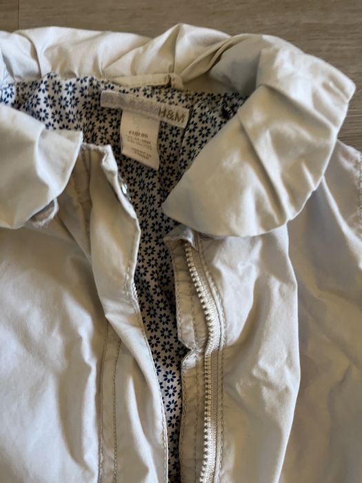 Parka bege H&M para 2 anos