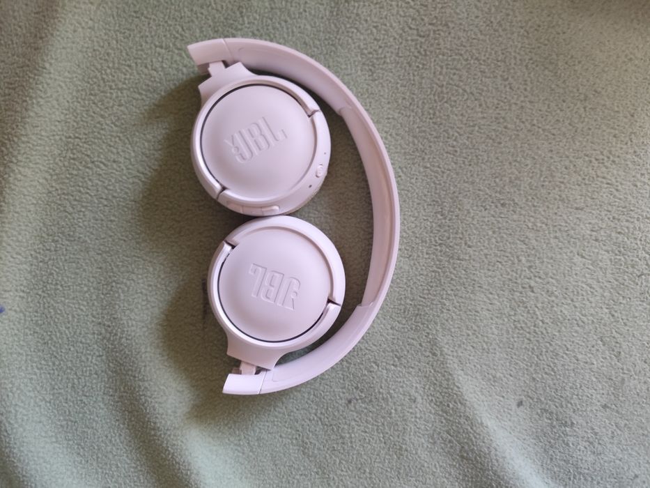 Fones JBL tune 520bt