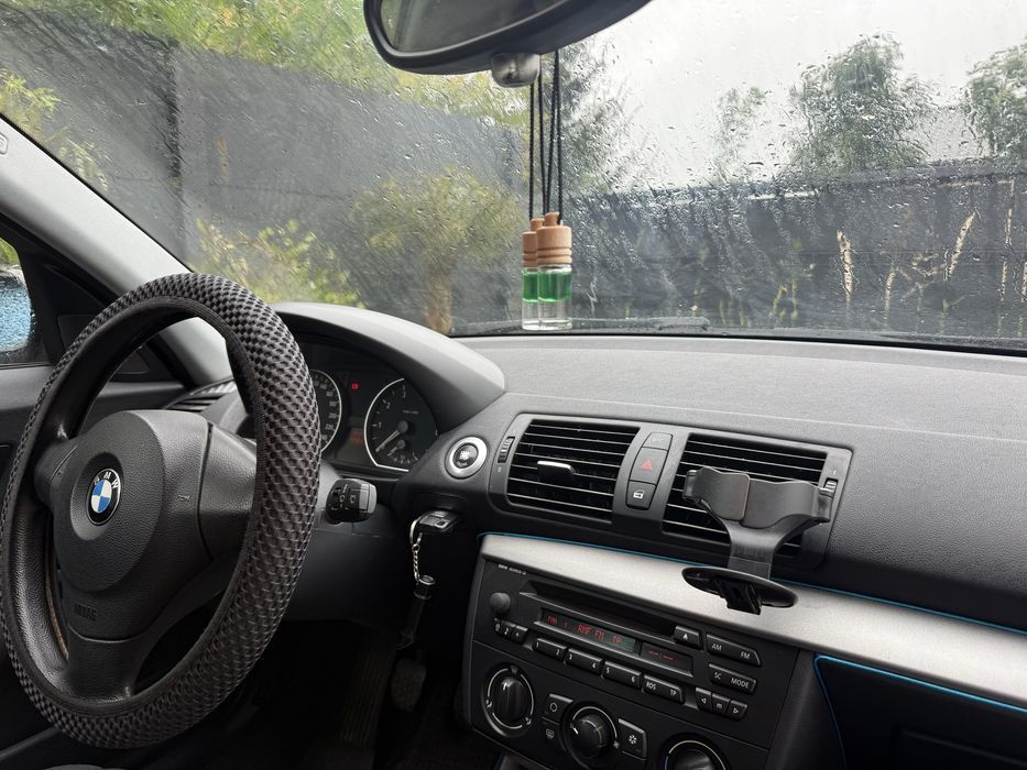 Bmw seria 1 e87 116i 2006 rok