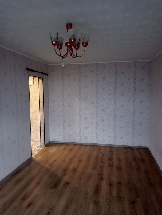 Реальная. Продам 1 кв-у  Победы, 76