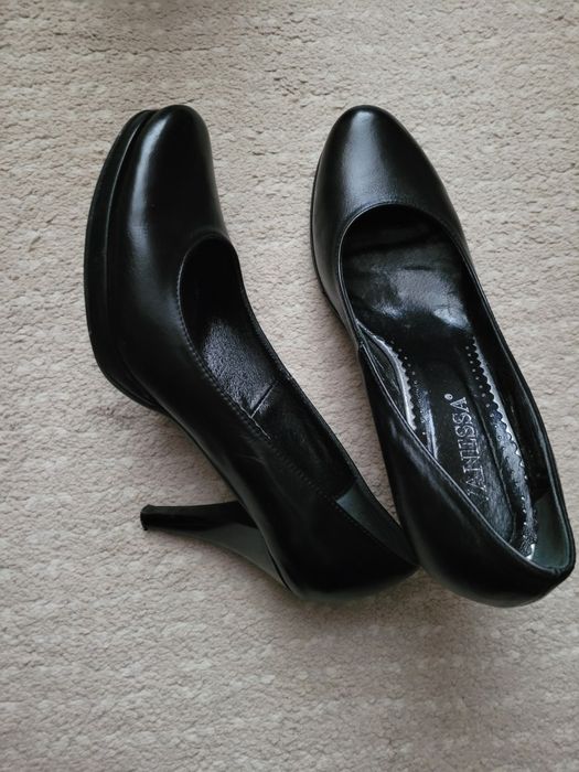 Buty na obcasie rozm 40