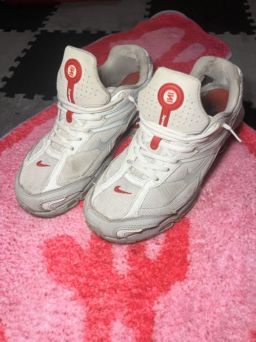 Nike Shox R2 x supreme. Б/У 45-46 розмір