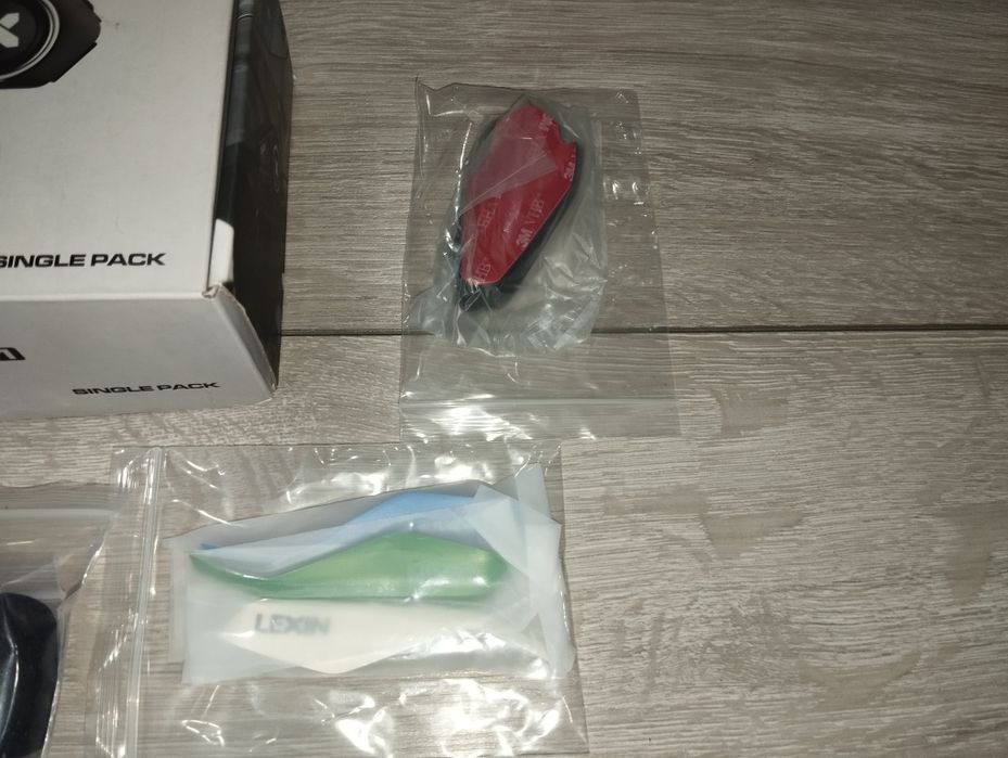 Zestaw słuchawkowy do kasku