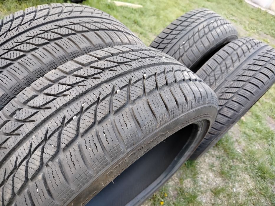 4SZT opony GOODRIDE 205/45/R17 zimowe DOT2220