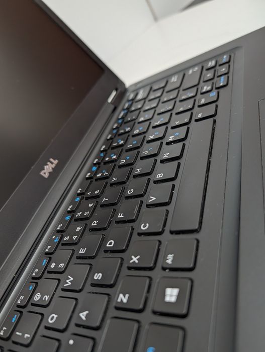 ОПТ/Роздріб Ноутбук Dell Latitude 5480/i5-6/16GB/512GB/FHD/14"/IPS/бюджетний/для офісу/роботи/школи/стан 5+