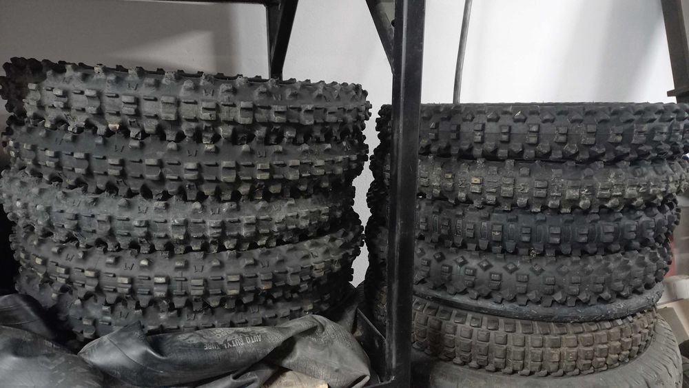 Pneus Enduro Michelin Metzeler Borilli