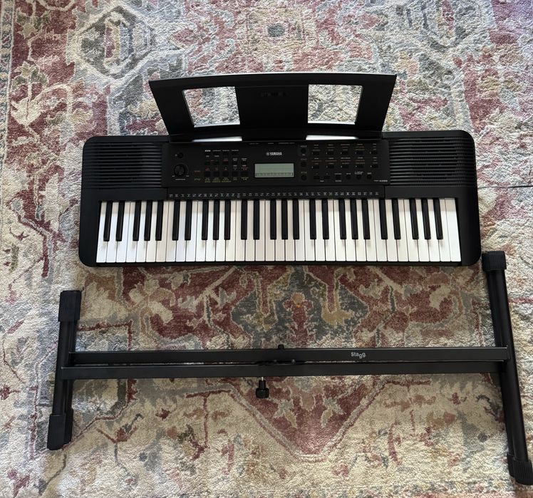Teclado Yamaha PSR-E283 Com Suporte