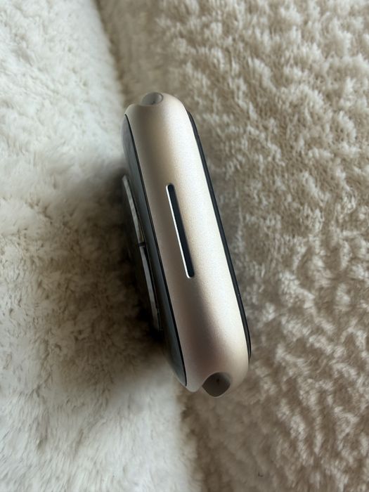 Apple Watch 8 45mm Srebrny- stan idealny