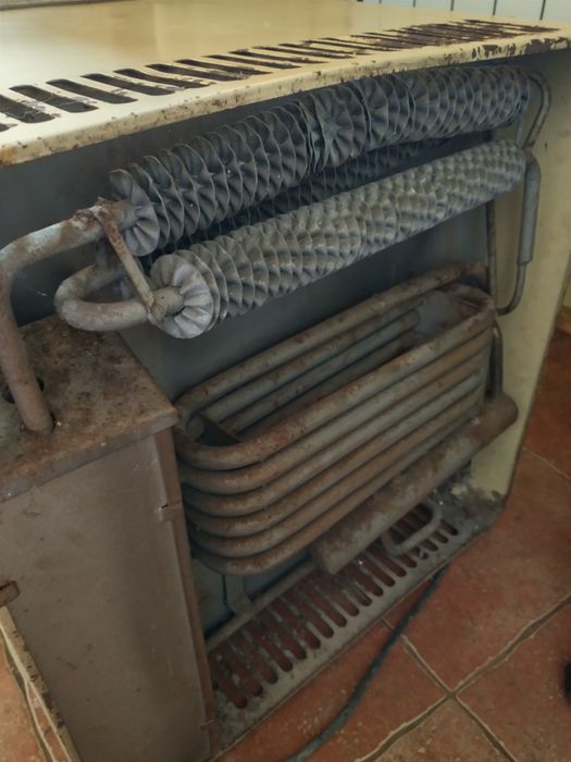 Lodówka retro do renowacji