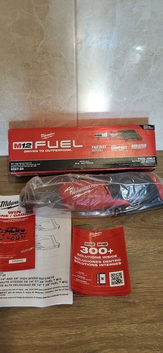 Milwaukee 2567-20 M12 Fuel Бесщеточный угловой гайковерт, трещетка 3/8