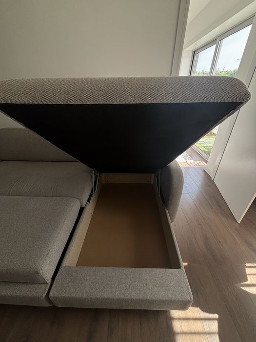 sofa bege e moderno