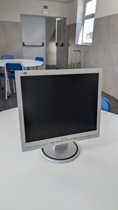 Ecrã Philips de 17 polegadas64738198367233120