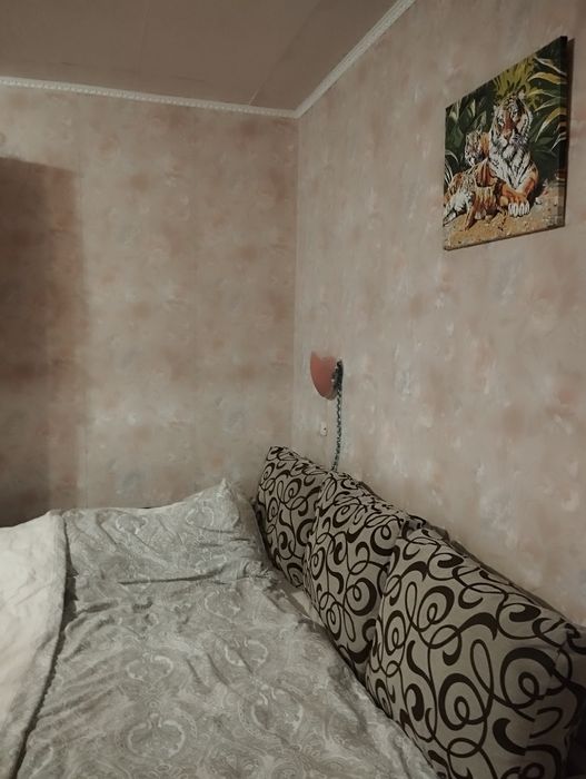 Продам 2 комнатную квартиру 3/9 ,м Дворец Спорта