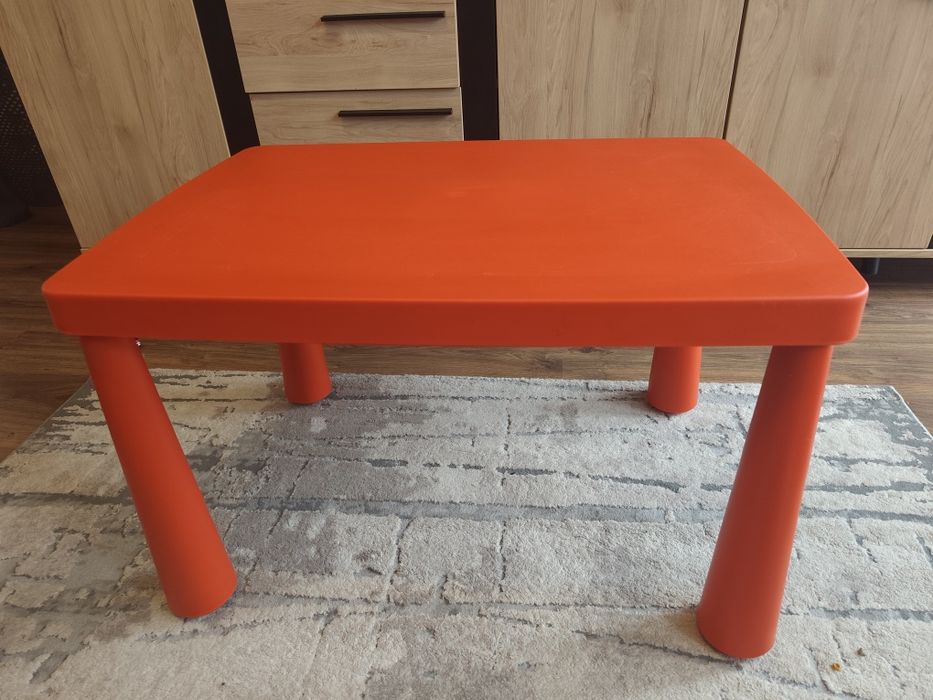 Stoliczek i krzesełka IKEA