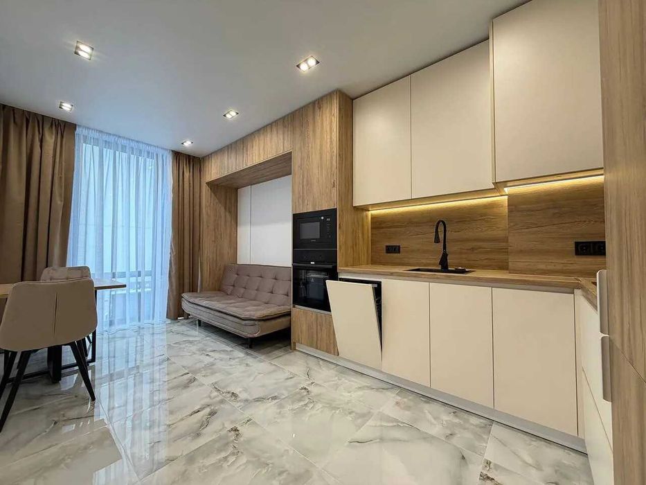 Однокімнатна з кухнею-студією та балконом! Сучасний ЖК!
