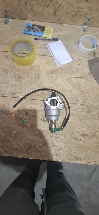 Карьбюратор на F 188_190 на 7.   8 кв