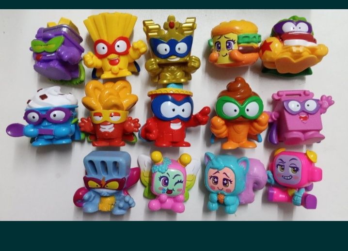 Panda, Tartaruga ninja, Smurfs, Minions, Pikachu detetive, Supermario,