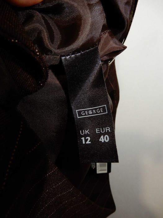 Spódnica midi do łydki brązowa w prążki biuro praca George 40 L