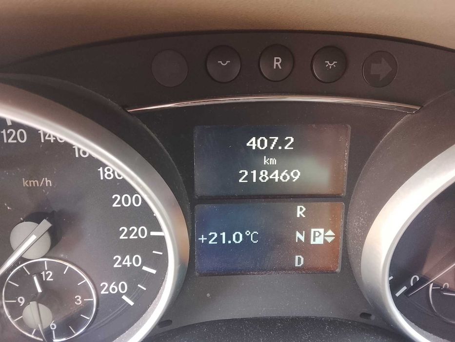 Mercedes Benz ML 320