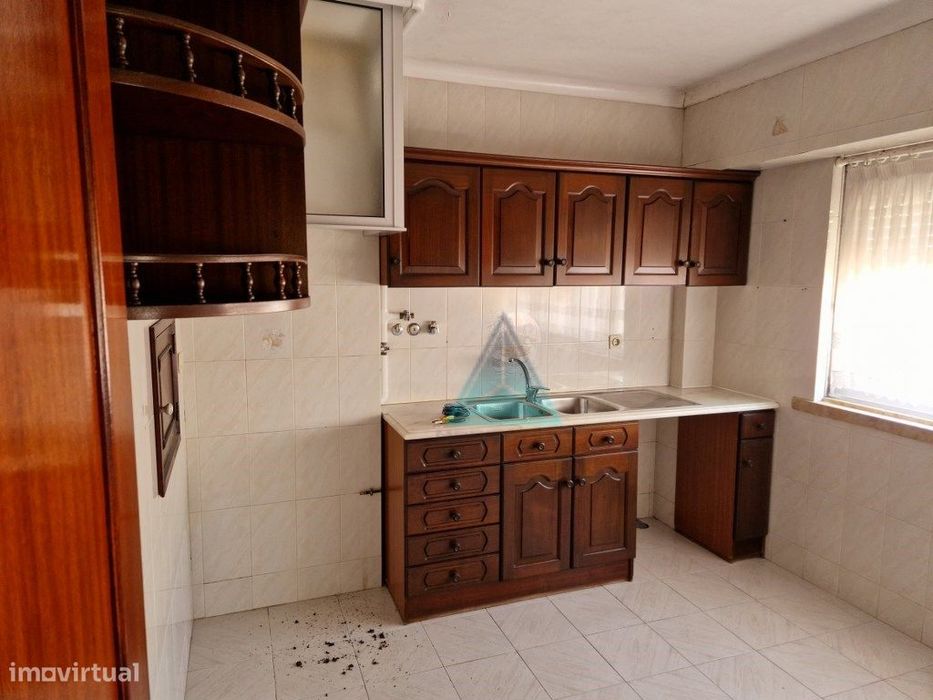 T3 Pontinha * * oportunidade * * Excelente Localização * * REMODELADO