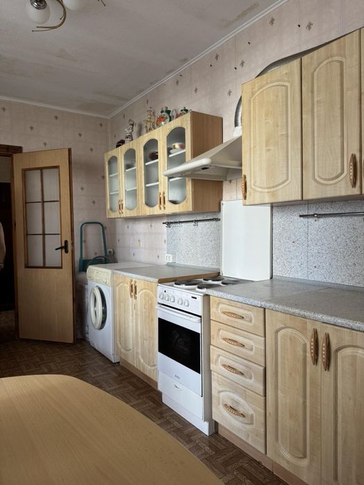 Продаж 2-к кв 70м2 Позняки Григоренко буд.15