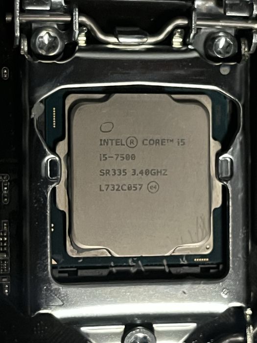 その他 i5-7500 DDR4-16GB intel core i5 7500 - купити комплектуючі для ПК - Ціна на OLX.ua