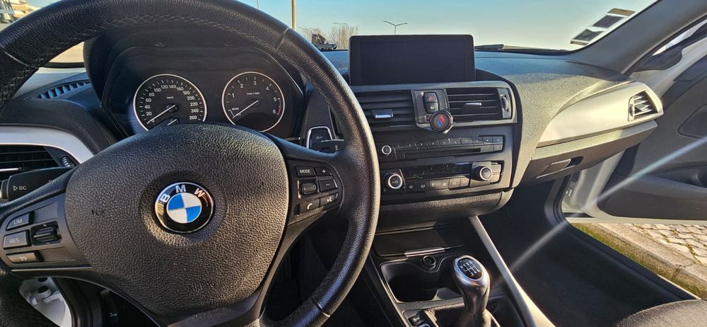 BMW série1 118D.
