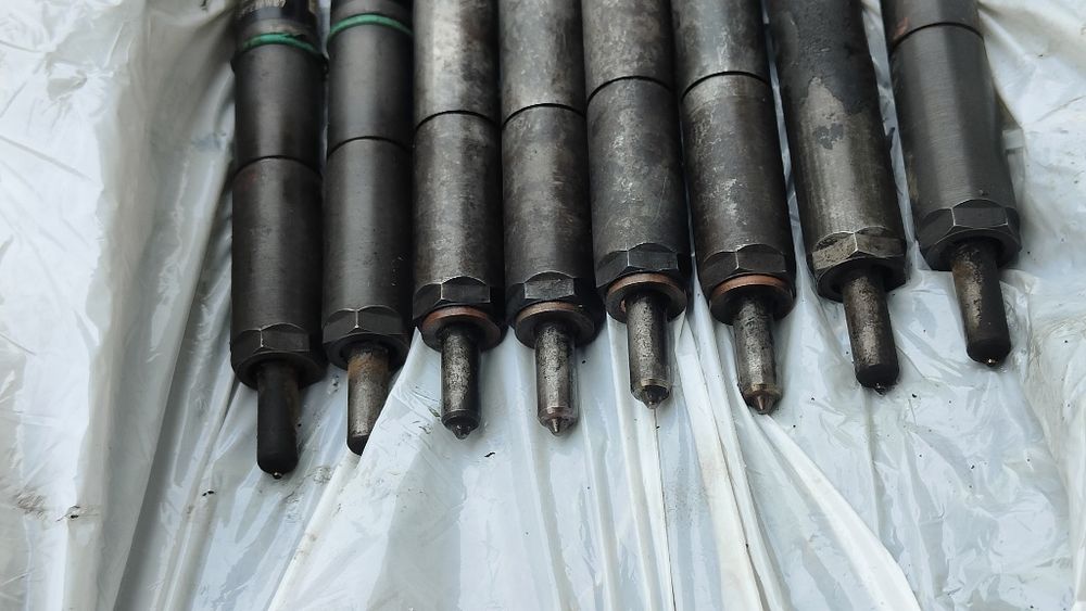 Клапанна кришка в гарному стан Hyundai Terracan 2.9 j3 Carnival карнав