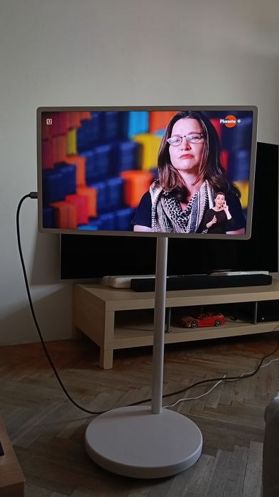 Telewizor LG27StanbyMe2.27LX6TDGA27"QHD Ekran dotykowy bateria gwarancja