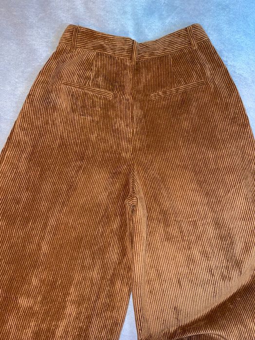 карамельні вельветові штани Only