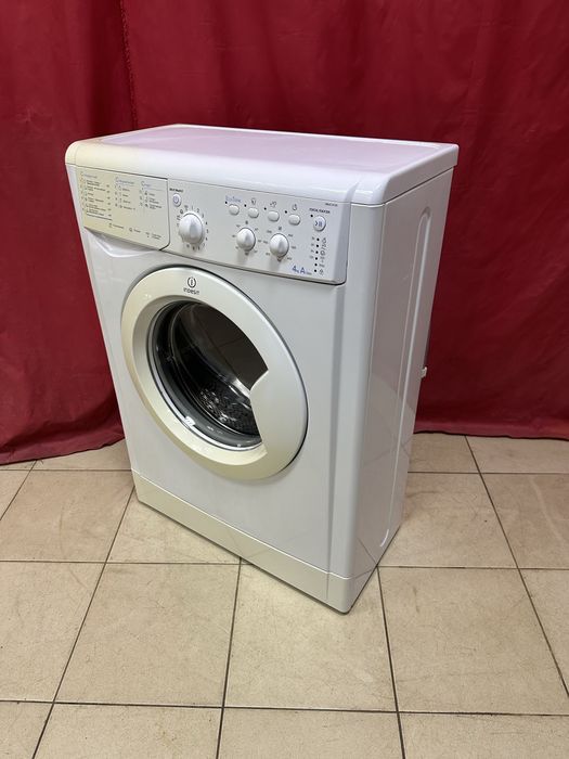 Стиральная машина Indesit 32 см 4 кг