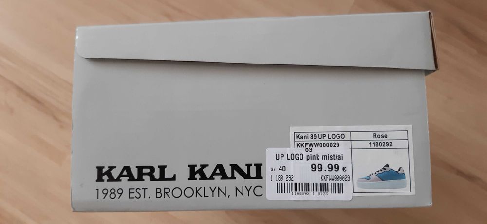 Buty Sneakersy Karl Kani r. 40